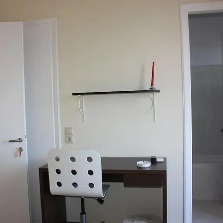 Benitses Cozy Just 30m From The بينيتسيس